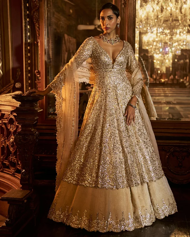 Falaknuma Silver Gold Jacket Lehenga Set A-Line Jacket Boat Neck Shawl Collar