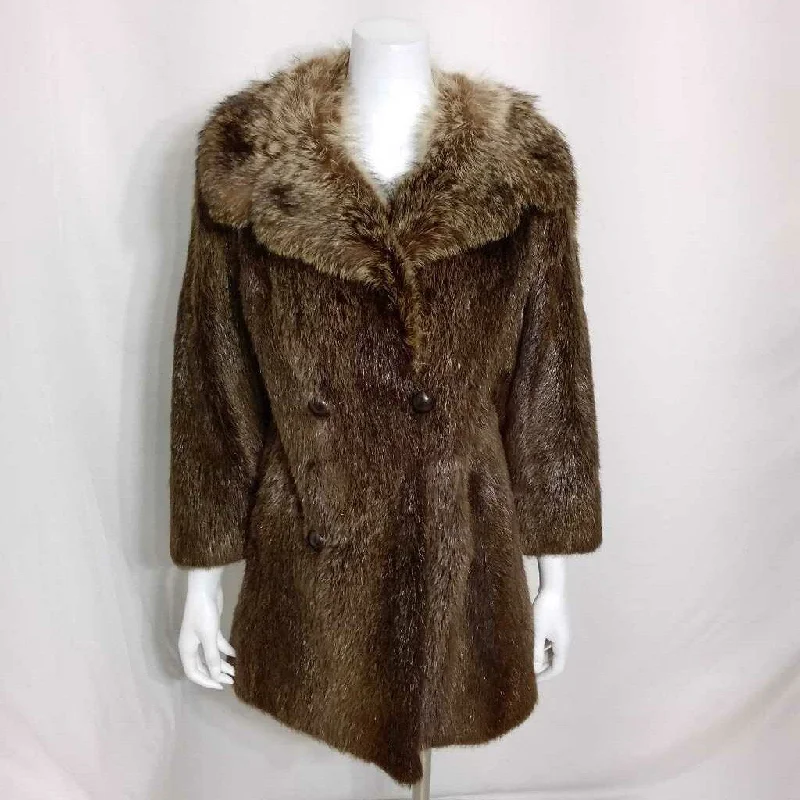 VINTAGE BROWN SHEARED BEAVER COAT WITH COYOTE COLLAR SIZE SMALL PETITE TCC Solid Print Jacquard