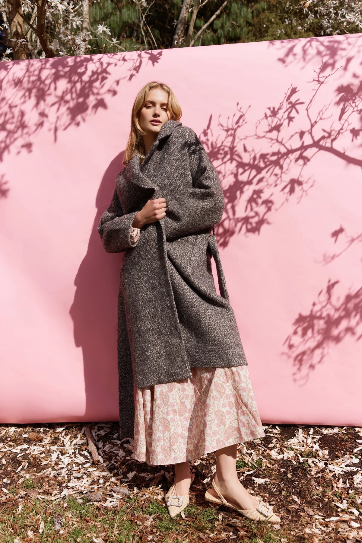 Kinney Chloe Coat in Pepper - Final Sale Front Pockets Side Pockets Patch Pockets
