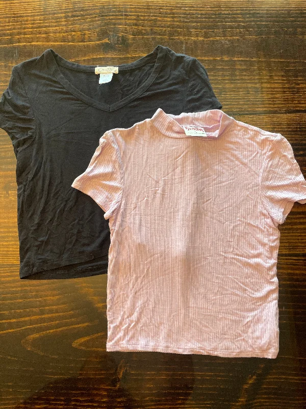 Lot of 2- Crop Tops American Eagle & Olivia Rae Women size XSmall Mesh Blend Leather Blend Suede Blend